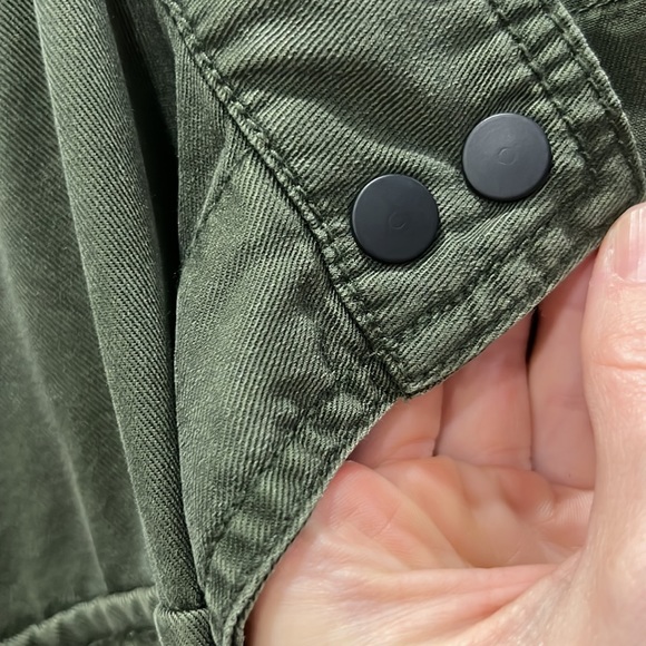 Fall is almost here! Loft Forest Green Women’s Utility Jacket - Extra Small - Picture 2 of 5
